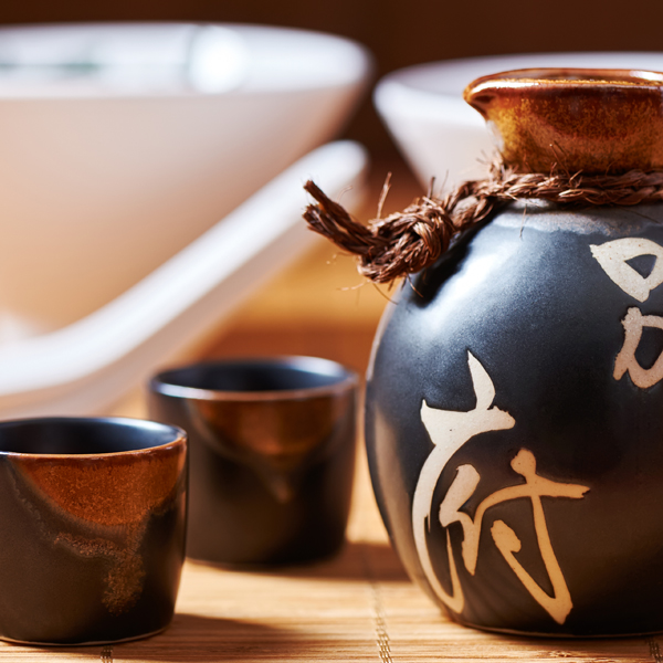 Brown sake serving vessel and cips